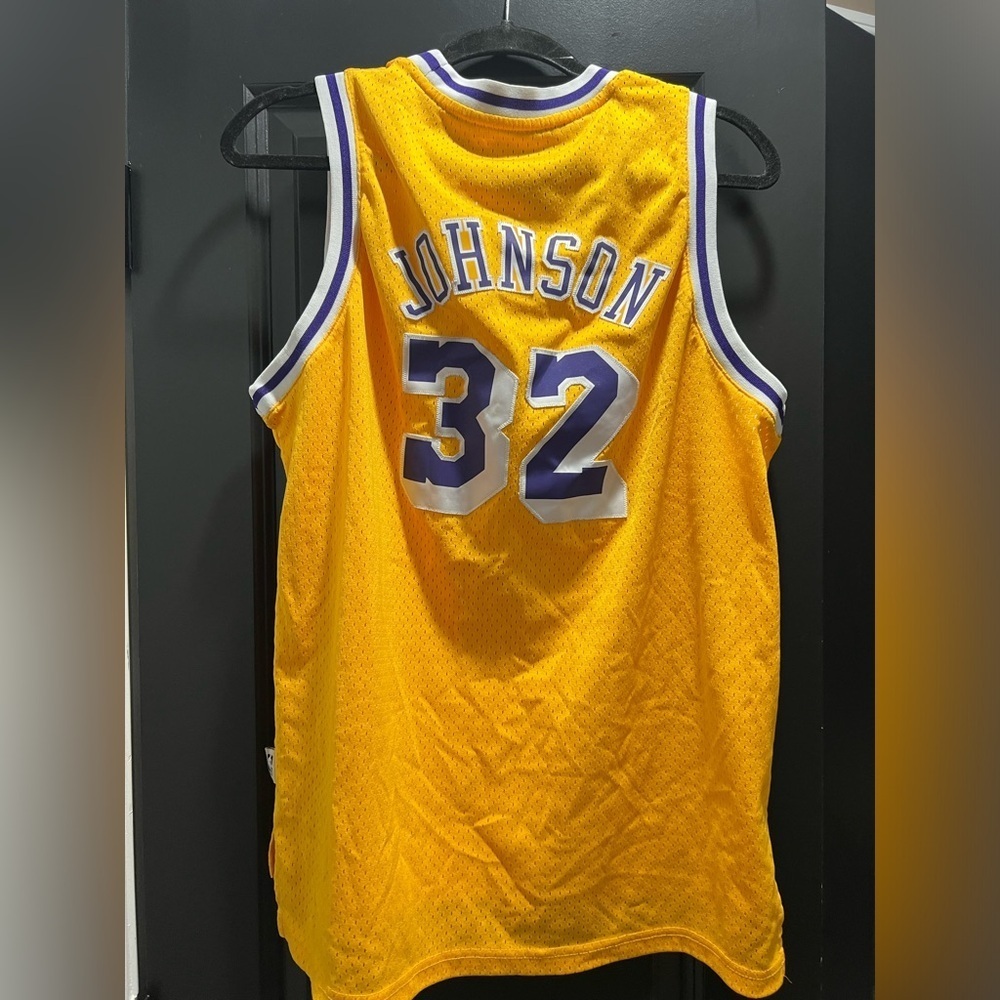 Magic Johnson Lakers Kids Jersey - Picture 2 of 4